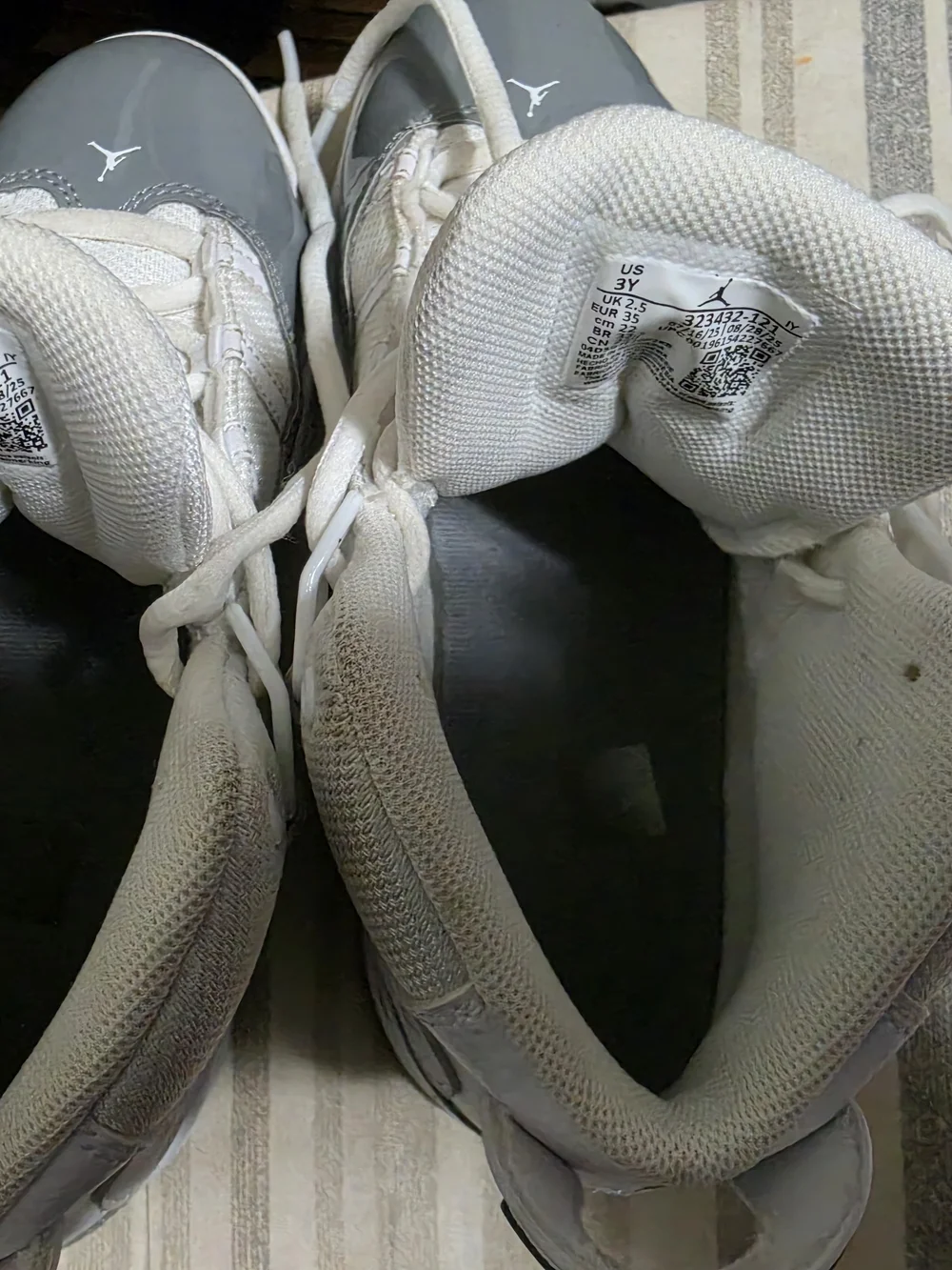 Nike Air Jordan White Kids Sneakers (3Y)
